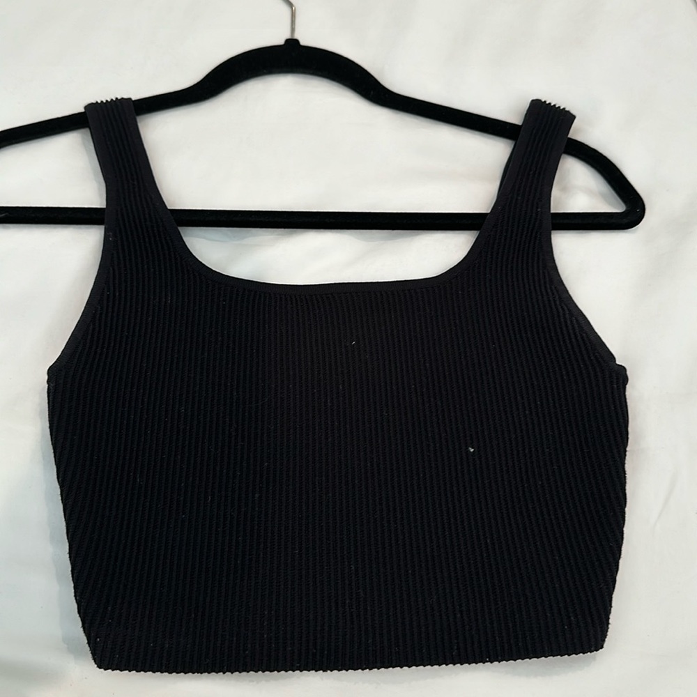 Aritzia sculpt knit top